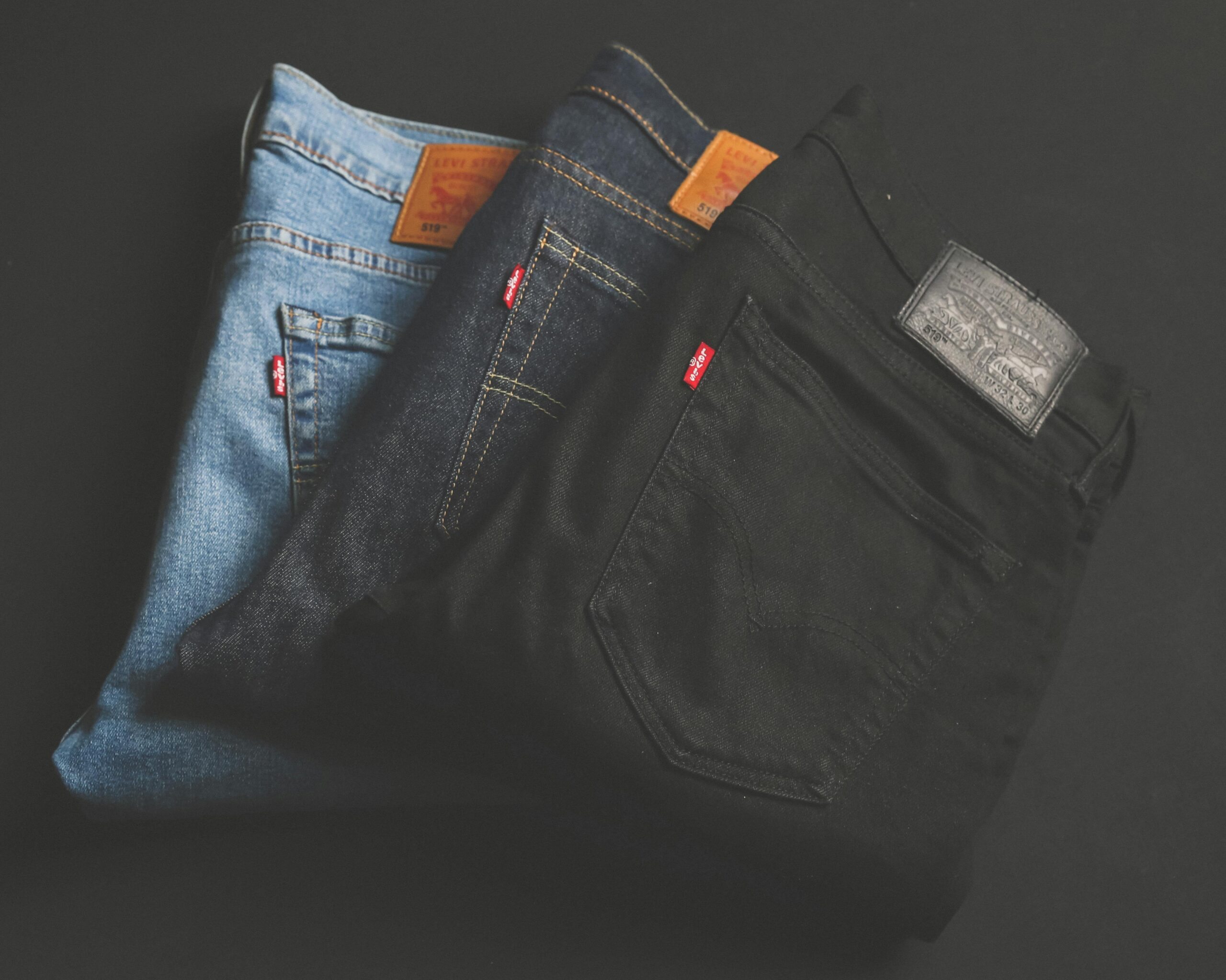 jeans skinny ou wide leg